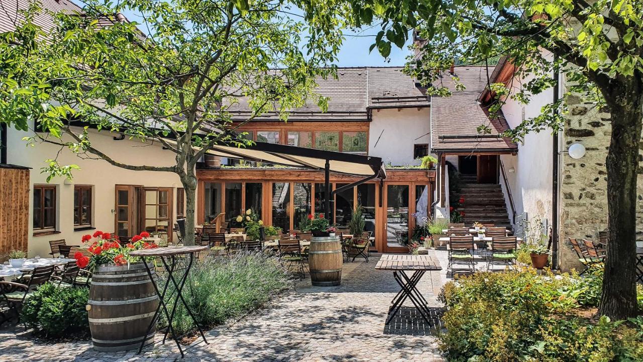 Weinhaus Nigl - Hotel, Restaurant Und Spa 센프텐베르그 외부 사진
