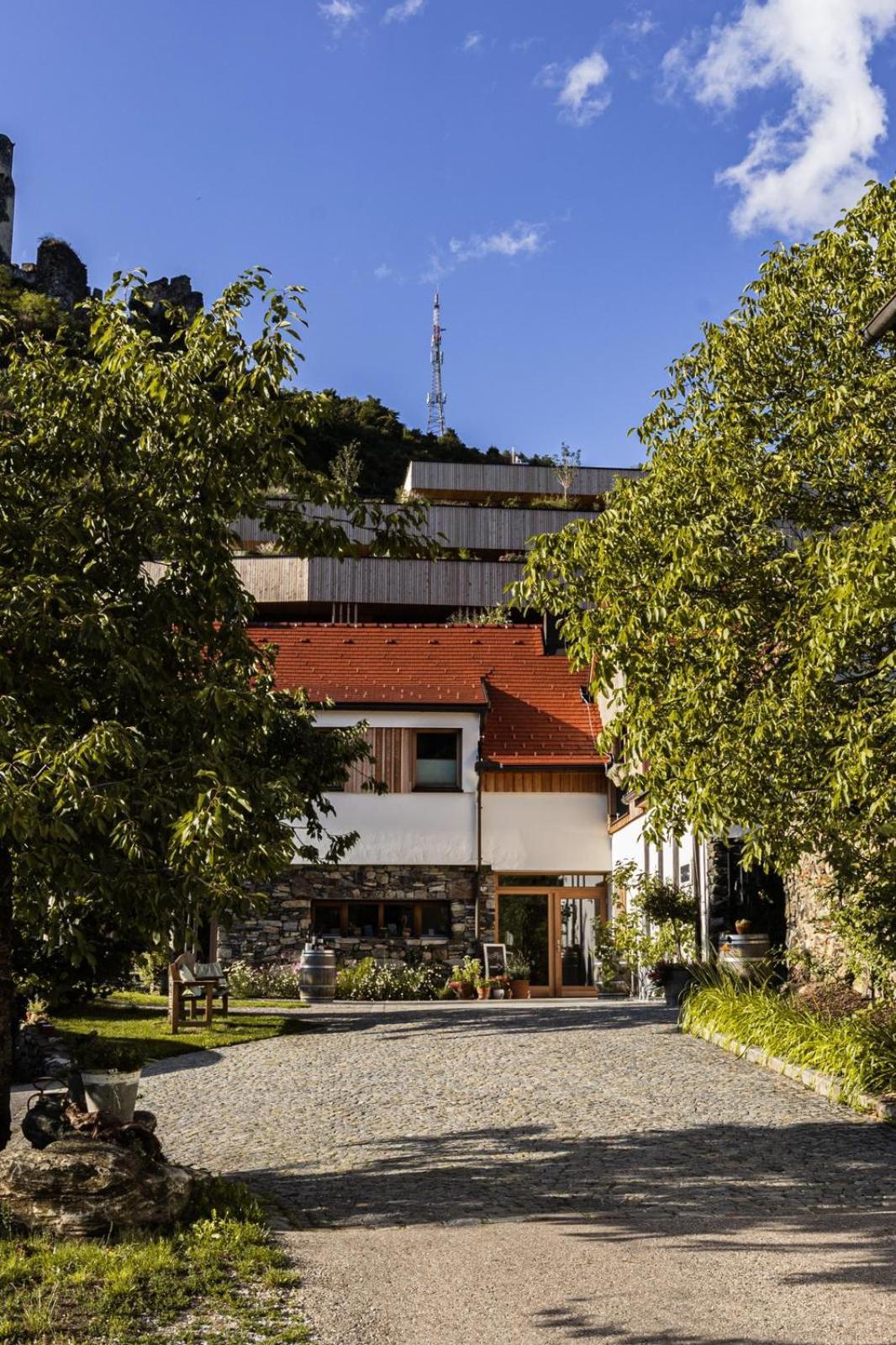 Weinhaus Nigl - Hotel, Restaurant Und Spa 센프텐베르그 외부 사진
